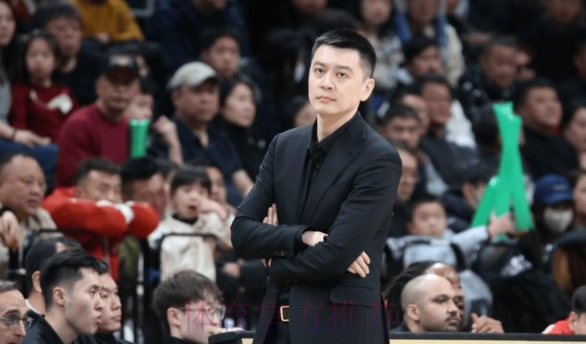 辽篮惨败广东揪出三大死穴!杨鸣还在啃老本:外援竟狂输对手44分 辽篮惨败广东揪出三大死穴!杨鸣还在啃老本:外援竟狂输对手44分